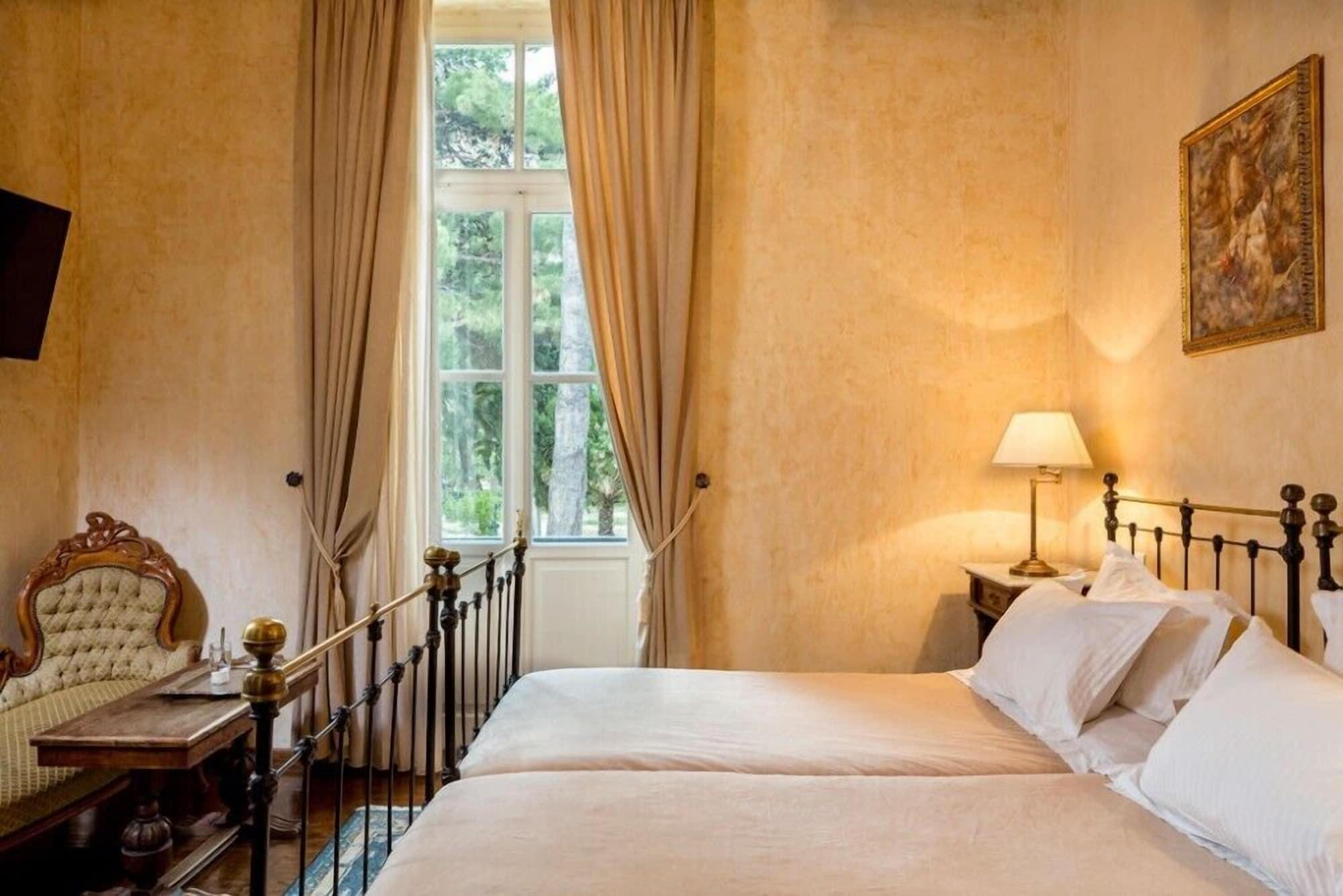 Nafsimedon Hotel نافبليو المظهر الخارجي الصورة