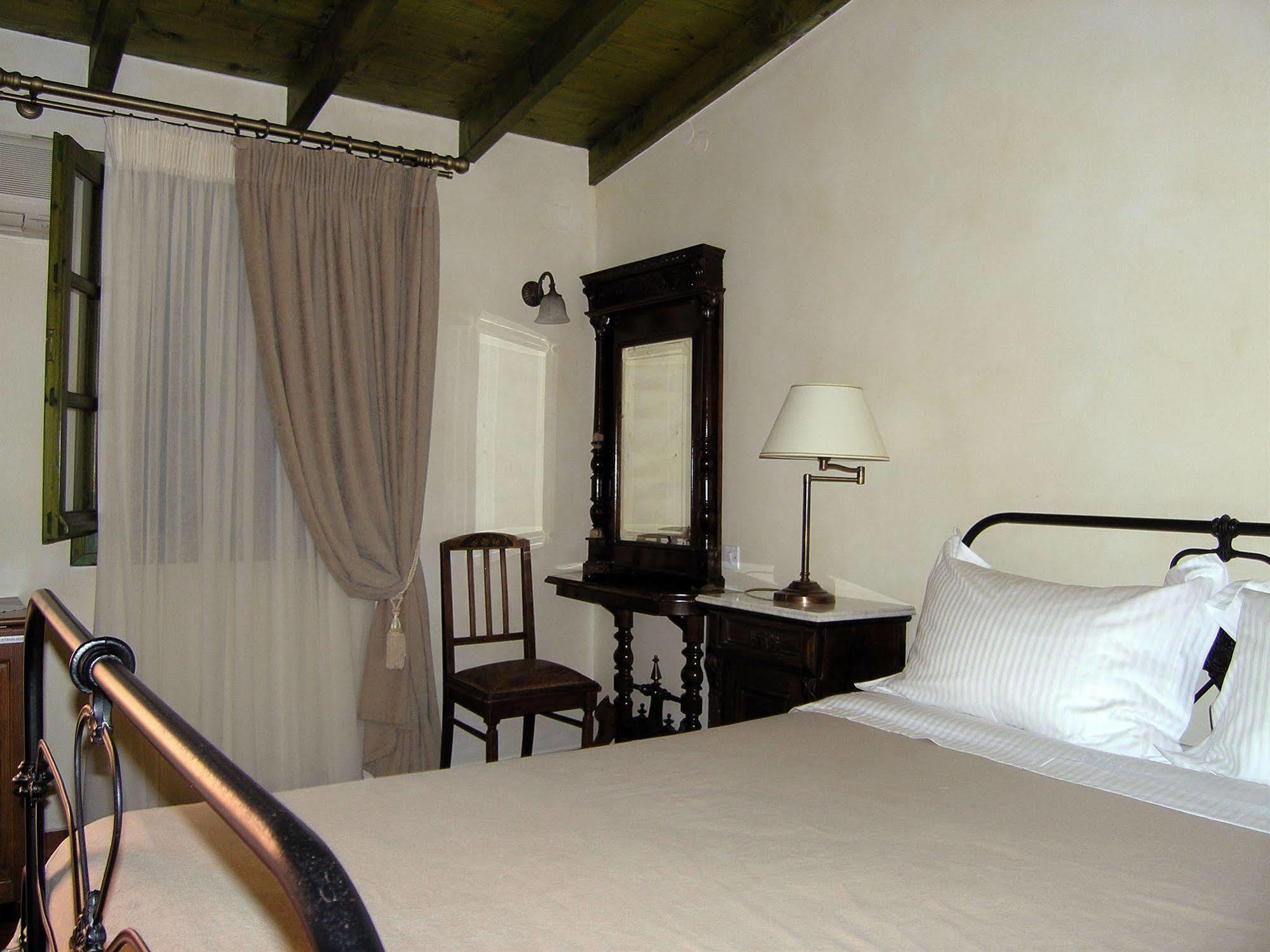 Nafsimedon Hotel نافبليو المظهر الخارجي الصورة